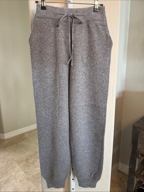 Gray Sweater Knit Drawstring Sweatpants - Unbranded NWOT SIZE M